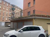 Usata VW Golf VII Highline 110 CV (80 kW) 2014 Berlina