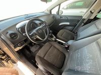 Usata Opel Meriva 95 CV (69 kW) 2012 Grigio Monovolume
