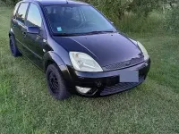 Usata Ford Fiesta 68 CV (50 kW) 2005 Nero Utilitaria