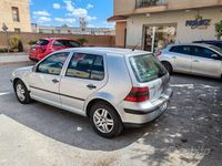 Usata VW Golf VIII 101 CV (74 kW) 2024 Grigio Berlina