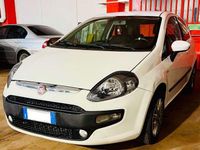 Usata Fiat Punto Active 69 CV (50 kW) 2011 Berlina