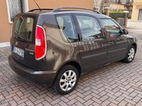 Usata Skoda Roomster 86 CV (63 kW) 2011 Grigio Monovolume