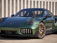 Nuova Porsche 911 Turbo S 711 CV (522 kW) 2025 Oak green metallic Coupé