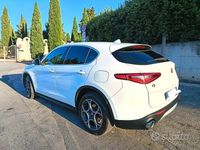 Usata Alfa Romeo Stelvio 190 CV (139 kW) 2019 Bianco SUV