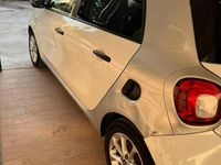 Usata Smart ForFour 61 CV (44 kW) 2017 Bianco Utilitaria