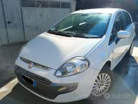 Usata Fiat Punto Evo 77 CV (56 kW) 2012 Bianco Utilitaria