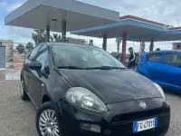 Usata Fiat Punto Lounge 69 CV (50 kW) 2012 Nero Utilitaria