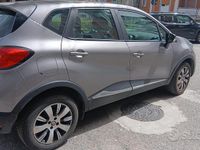 Usata Renault Captur 2017 Grigio SUV