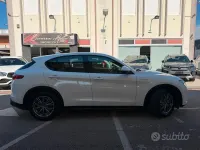 Usata Alfa Romeo Stelvio Super 160 CV (117 kW) 2020 Bianco SUV