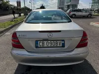 Usata Mercedes E320 Avantgarde 224 CV (164 kW) 2002 Argento Berlina