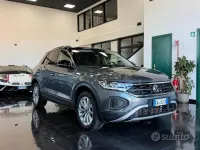 Usata VW T-Roc Style 116 CV (85 kW) 2024 Grigio SUV