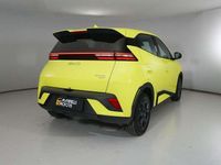 Nuova BYD Dolphin Surf Boost 35 kW (48 CV) 2026 Verde Utilitaria