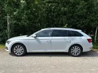 Käytetty Skoda Superb 150 HP (110 kW) 2022 Valkoinen Farmari