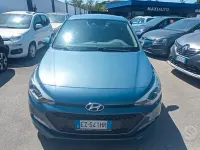 Usata Hyundai i20 75 CV (55 kW) 2015 Blu Berlina
