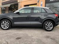 Usata VW T-Roc Style 115 CV (84 kW) 2019 Grigio SUV