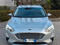 Usata Ford Focus Titanium 100 CV (73 kW) 2019 Grigio Station wagon