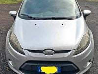 Usata Ford Fiesta 68 CV (50 kW) 2009 Grigio Utilitaria