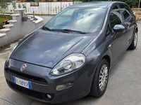 Usata Fiat Punto Lounge 69 CV (50 kW) 2017 Grigio Berlina