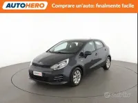 Usata Kia Rio Active 75 CV (55 kW) 2017 Grigio Berlina