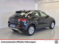 Usado VW T-Roc Life 110 CV (80 kW) 2022 Negro SUV