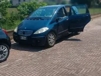 Usata Mercedes A180 109 CV (80 kW) 2007 Bluazzurro Berlina