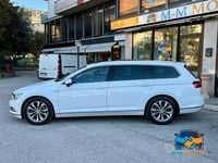 Usata VW Passat Executive 190 CV (139 kW) 2018 Bianco Station wagon