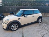 Usata Mini ONE 98 CV (72 kW) 2010 Beige Utilitaria