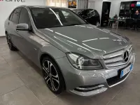 Usado Mercedes C200 Elegance 136 CV (100 kW) 2014 Plateado Berlina