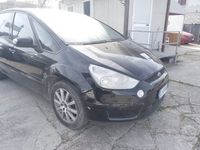 usata Ford C-MAX sette posti cambio automatico