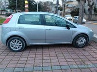Usata Fiat Grande Punto Dynamic 90 CV (66 kW) 2006 Grigio Utilitaria