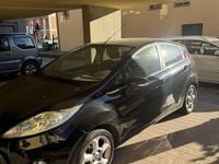 Usata Ford Fiesta 96 CV (70 kW) 2011 Nero Utilitaria