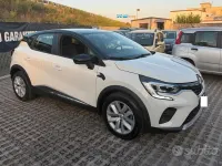 Usata Renault Captur Intens 101 CV (74 kW) 2020 Beige SUV