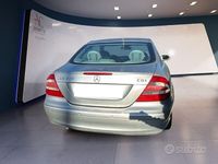 Usata Mercedes CLK270 Elegance 169 CV (124 kW) 2004 Grigio Coupé