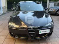 Usata Alfa Romeo 147 150 CV (110 kW) 2006 Nero Utilitaria