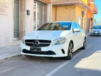 Usata Mercedes A180 Premium 109 CV (80 kW) 2016 Bianco Berlina