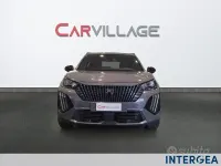 Usata Peugeot 2008 Allure 101 CV (74 kW) 2024 Grigio SUV