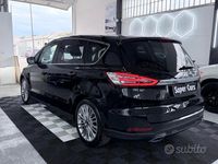 Usata Ford S-MAX Vignale 150 CV (110 kW) 2016 Nero Monovolume