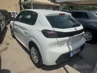 Usata Peugeot 208 Allure 75 CV (55 kW) 2022 Grigio Utilitaria