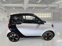 Usata Smart ForTwo Coupé Passion 41 kW (56 CV) 2021 Bianco Coupé