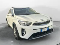 Usata Kia Stonic Urban 84 CV (61 kW) 2022 Bianco SUV