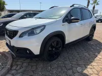 Usata Peugeot 2008 GT-line 99 CV (72 kW) 2017 Bianco SUV