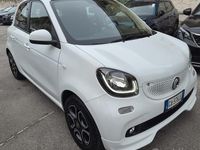 Usata Smart ForFour Passion 71 CV (52 kW) 2015 Bianco Utilitaria