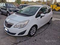 Usata Opel Meriva 95 CV (69 kW) 2012 Bianco Monovolume