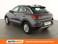 Usata VW T-Roc Life 150 CV (110 kW) 2023 Grigio SUV