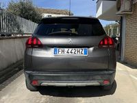 Usata Peugeot 2008 S 120 CV (88 kW) 2017 SUV