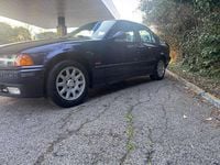 Usata BMW 318 90 CV (66 kW) 1997 Blu/azzurro Berlina