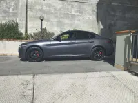 Usata Alfa Romeo Giulia Veloce 211 CV (155 kW) 2018 Grigio Berlina