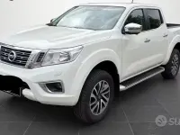 Usata Nissan Navara N-Connecta 190 CV (139 kW) 2016 Bianco Pick-up