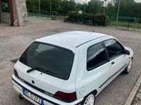 Usata Renault Clio 137 CV (100 kW) 1991 Bianco Berlina