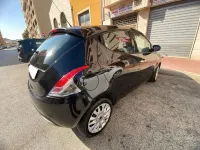 Usata Lancia Ypsilon Gold 95 CV (69 kW) 2015 Nero Utilitaria